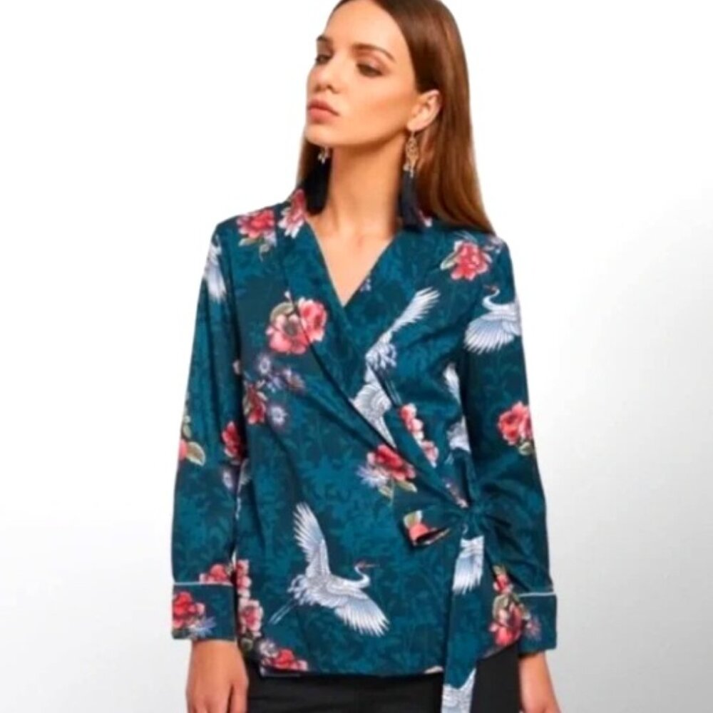 Zara NWT Crane Wrap Top Blouse Green Blouse / Zara Basic Collection | Size: XS